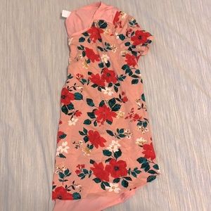 Pink short sleeve top